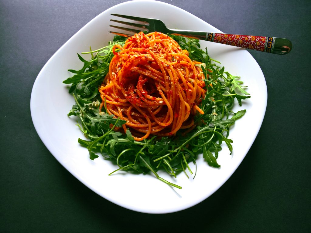  Spaghetti-with-crushed-red-pepper-arugula-and olive-oil