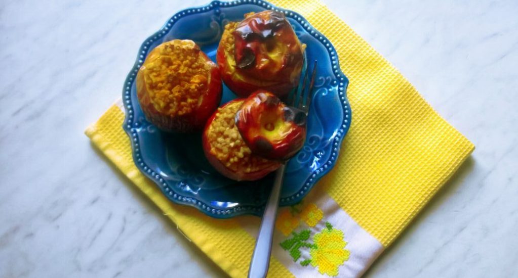 Vegan Baked Apples With Buckwheat and Walnuts