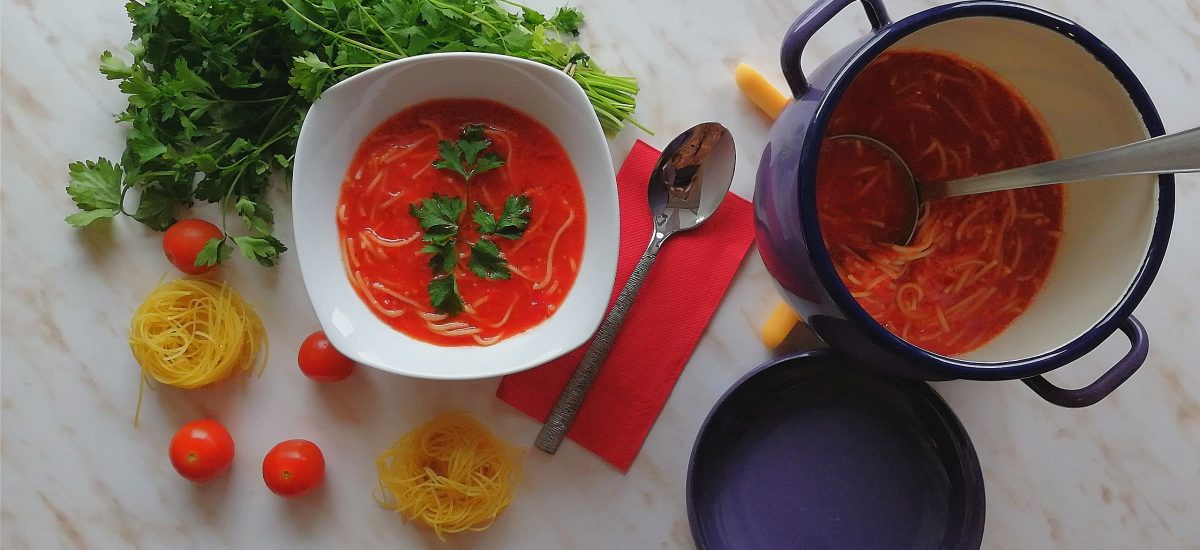 Easy and light tomato soup